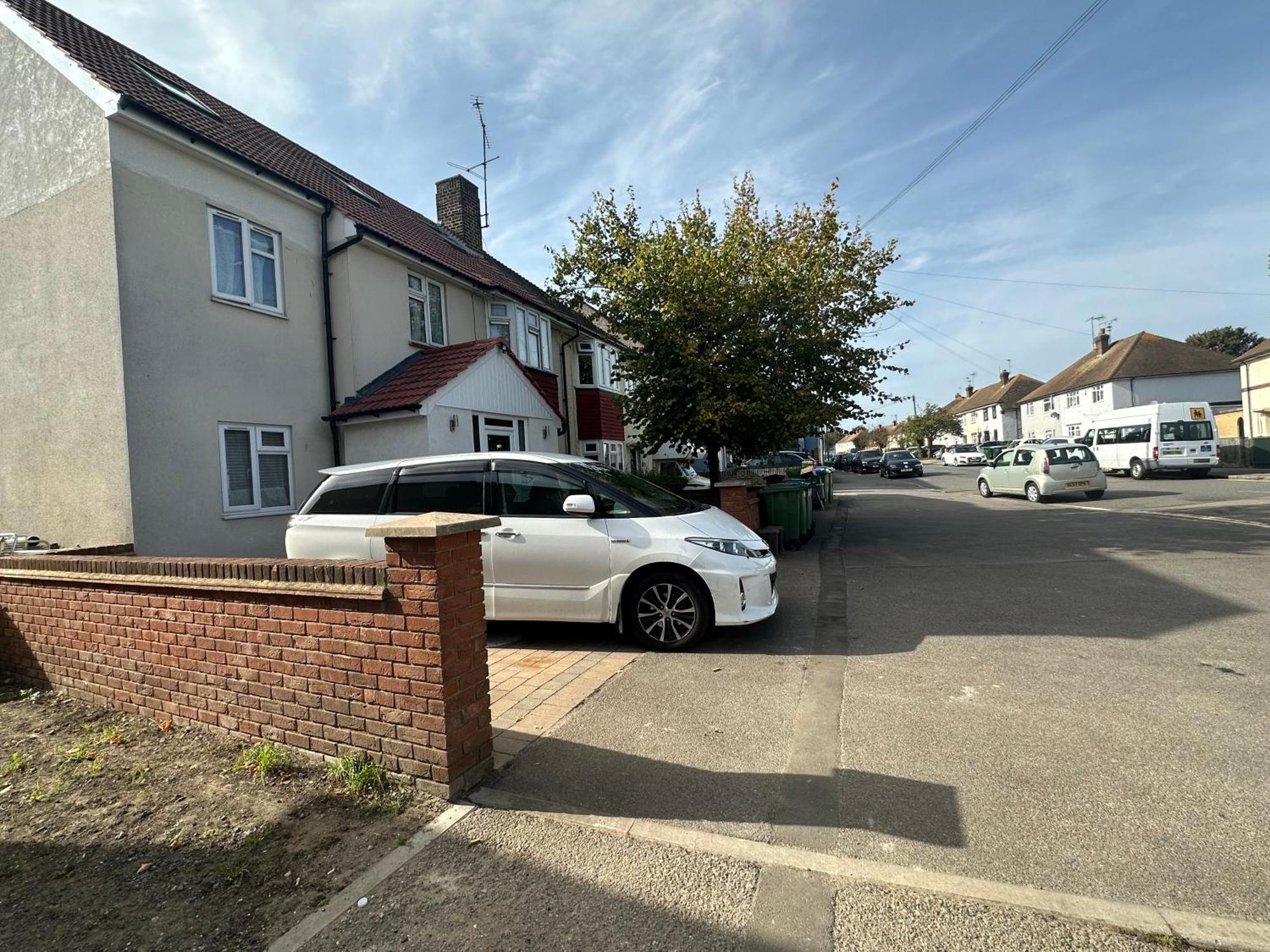 Luxury Ensuite Studio In Crayford Dartford Bexley London With Full Kitchen And Side Garden Alleyway Entrance Erith Ngoại thất bức ảnh