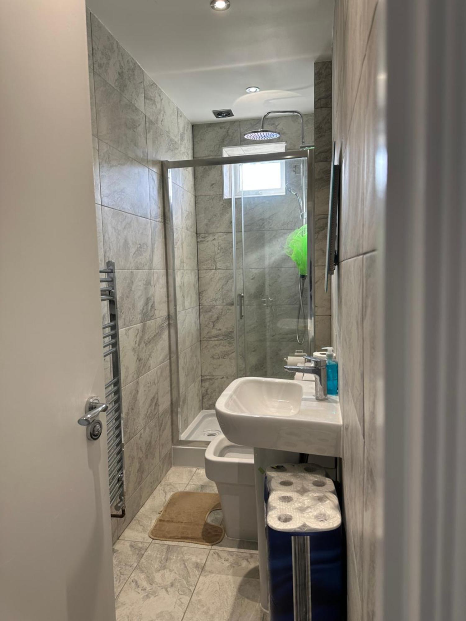 Luxury Ensuite Studio In Crayford Dartford Bexley London With Full Kitchen And Side Garden Alleyway Entrance Erith Ngoại thất bức ảnh