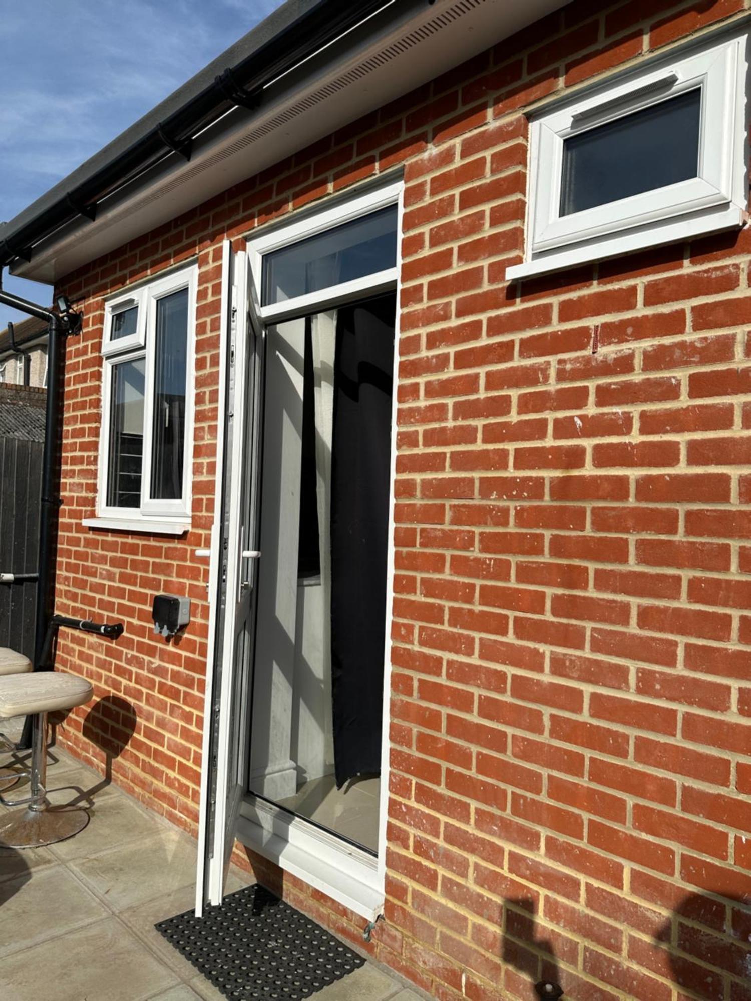 Luxury Ensuite Studio In Crayford Dartford Bexley London With Full Kitchen And Side Garden Alleyway Entrance Erith Ngoại thất bức ảnh